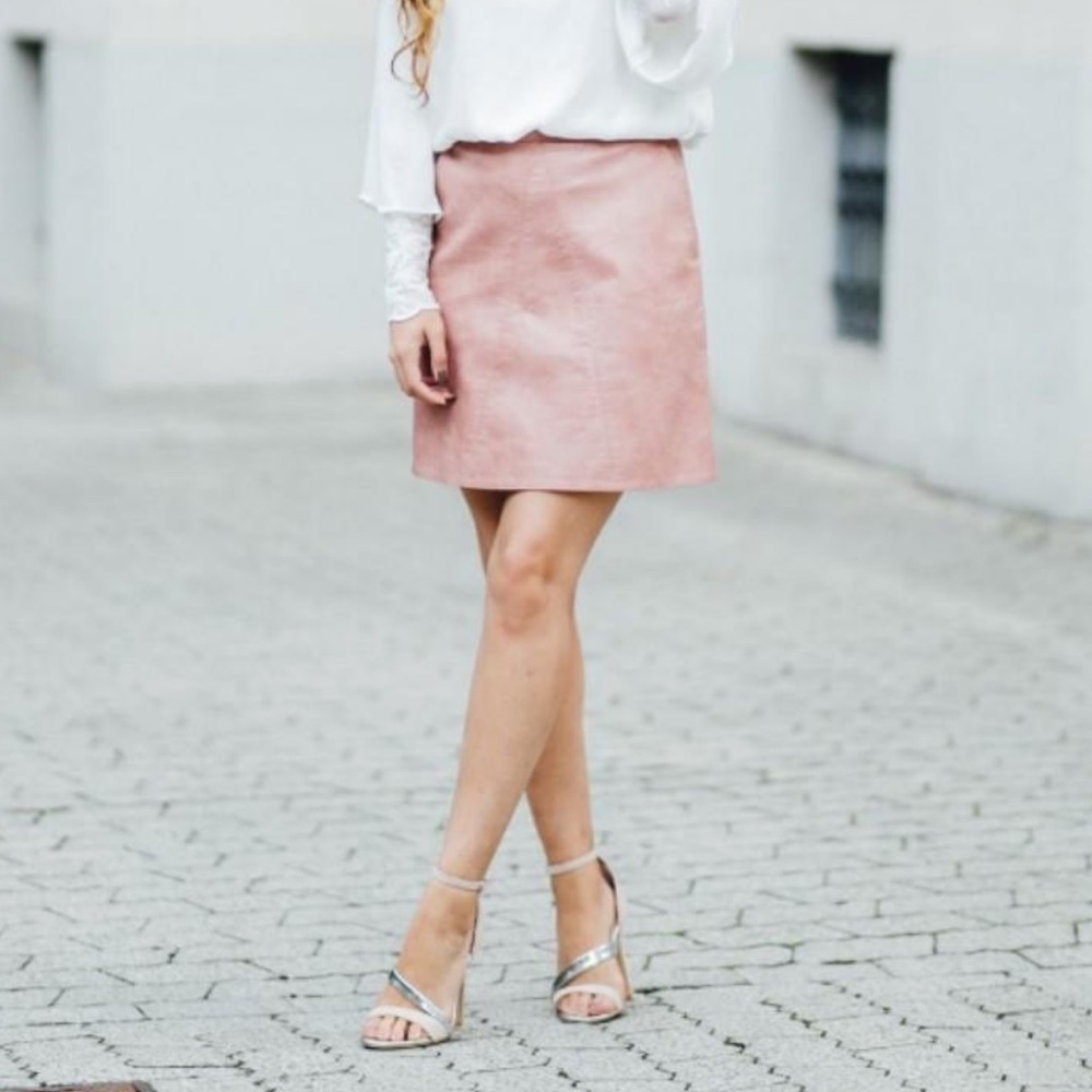 {ZARA} Pink Blush Faux Leather Vegan Mini Skirt